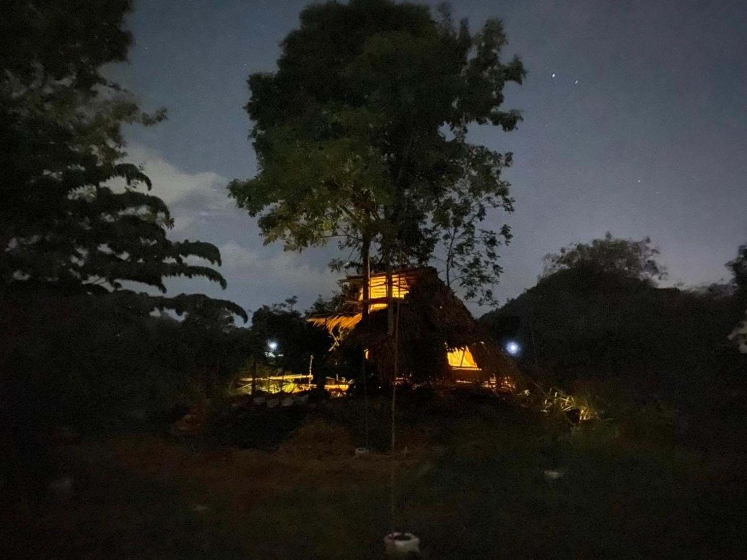 Hotel Royal Mountain Hut Ratchaburi Zimmer foto