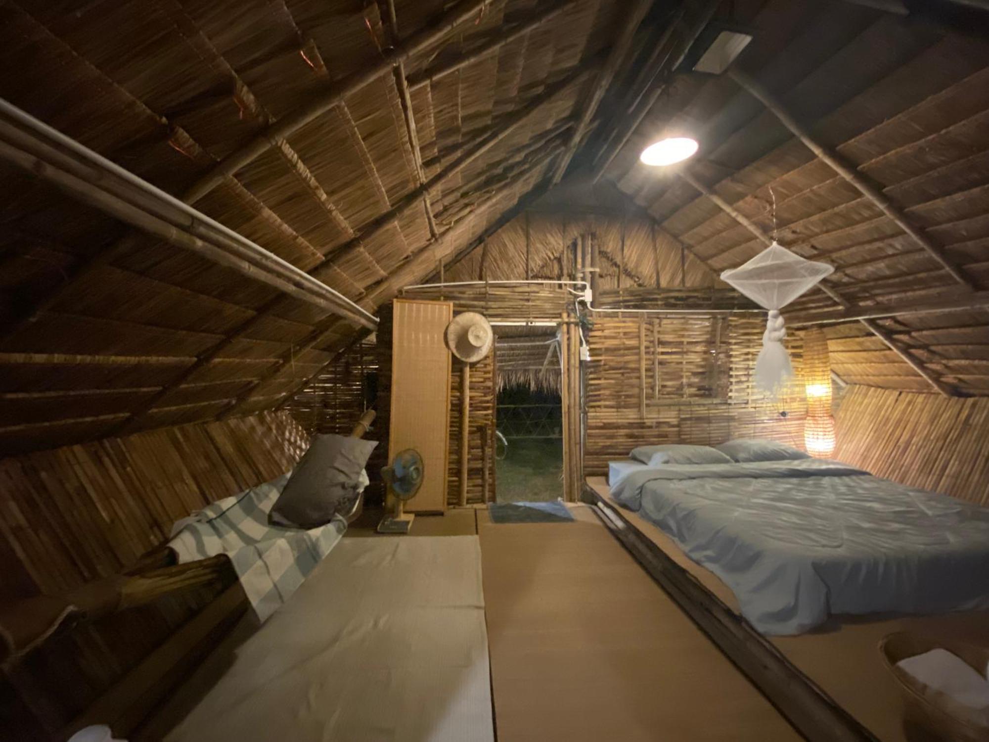 Hotel Royal Mountain Hut Ratchaburi Exterior foto
