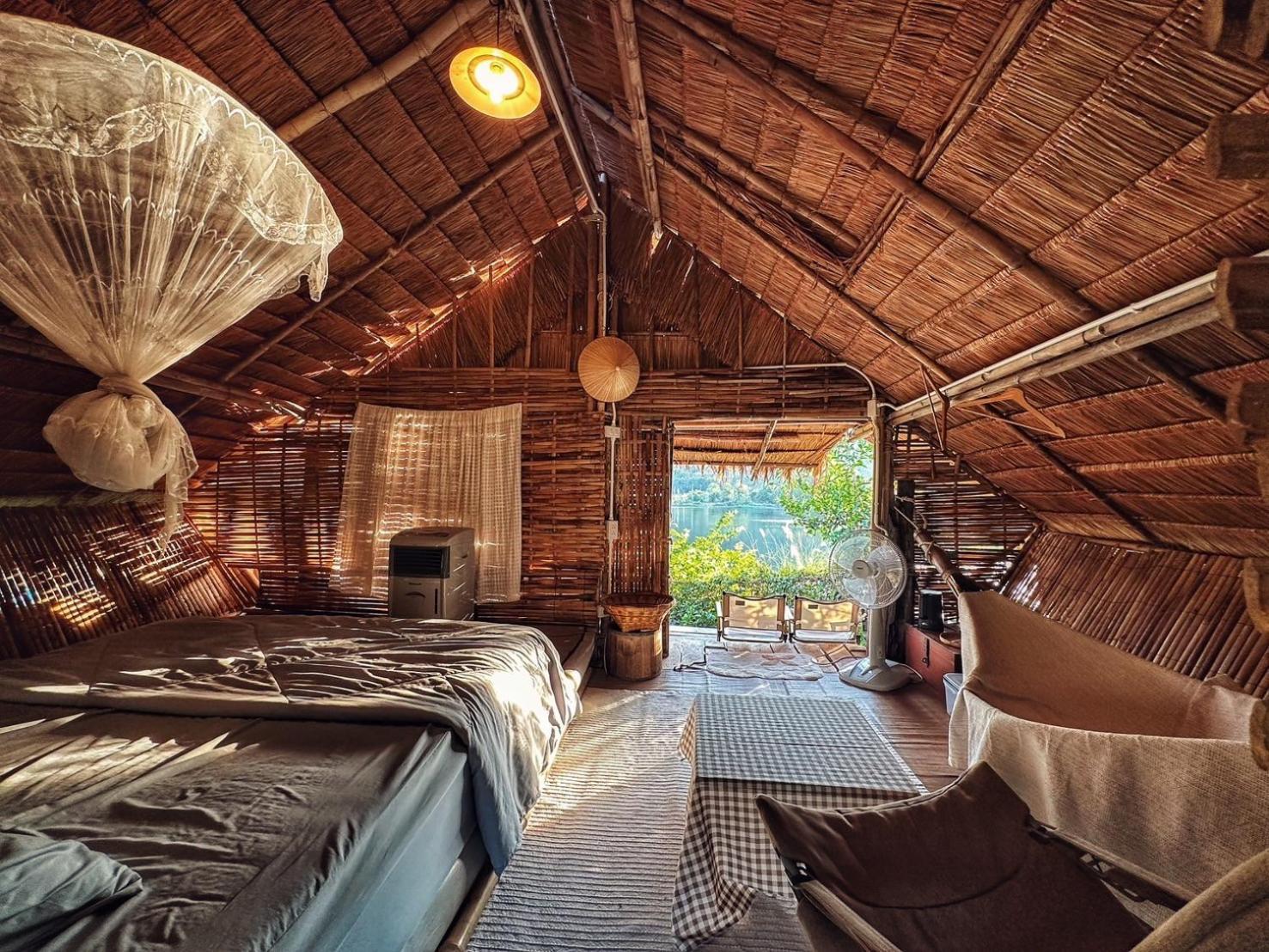 Hotel Royal Mountain Hut Ratchaburi Exterior foto