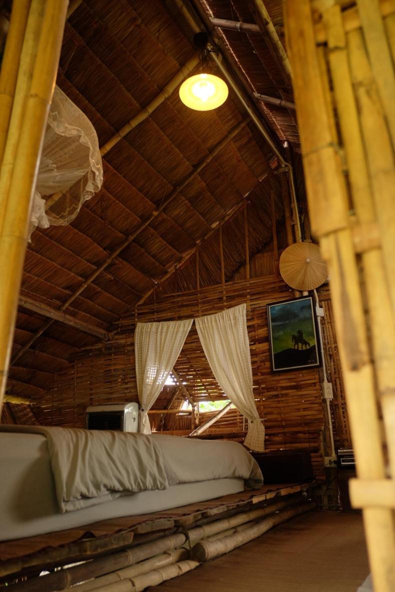Hotel Royal Mountain Hut Ratchaburi Zimmer foto
