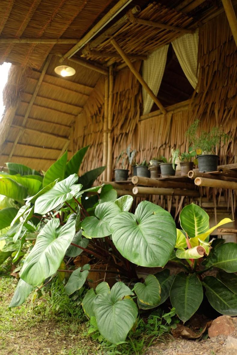 Hotel Royal Mountain Hut Ratchaburi Zimmer foto