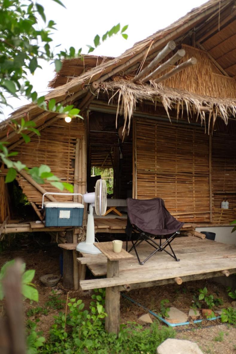 Hotel Royal Mountain Hut Ratchaburi Zimmer foto