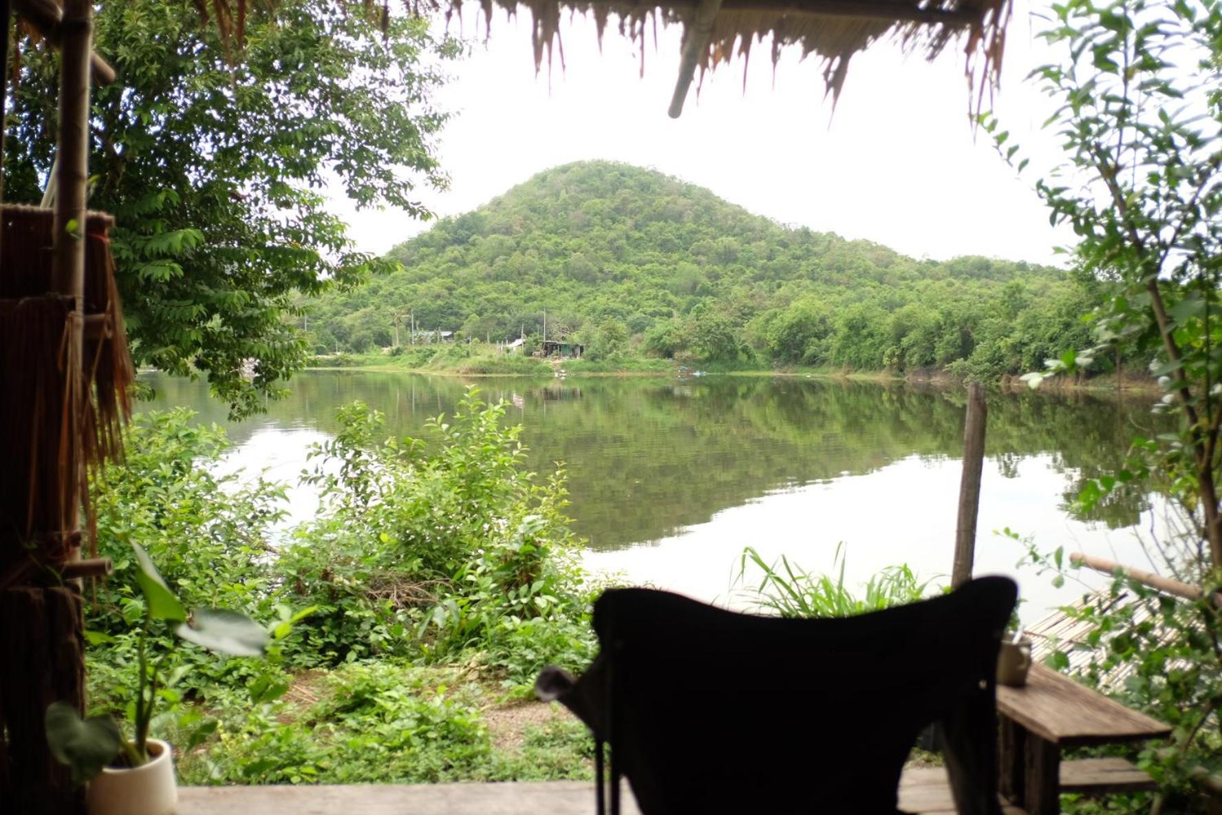 Hotel Royal Mountain Hut Ratchaburi Zimmer foto
